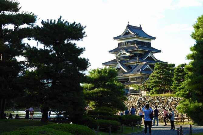 1-Day Tour from Nagano and Matsumoto Kamikochi & Matsumoto Castle - Guide Quality: Why English-Speaking Storytelling Changes the Day