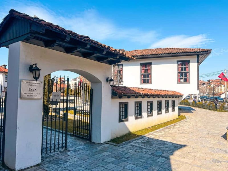 1-Day Trip : Prishtina and Prizren from Tirana - The Optional Hill to Prizren Castle: Choose Your Effort Level