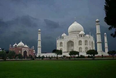 1-Day Trip to Taj Mahal, Agra from Bangalore with Both Side Commercial Flights - Flight to Delhi, then Agra by Yamuna Express Highway