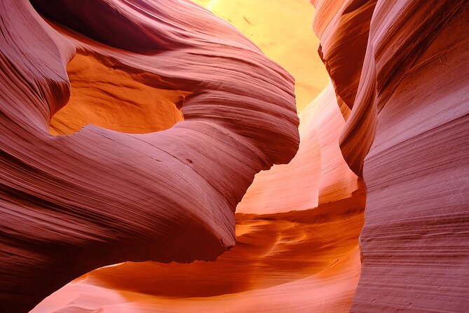 3-Day Grand Canyon, Antelope, Bryce & Zion Tour from Vegas - Zion National Park short hikes along the Virgin River: what you get in about 3 hours