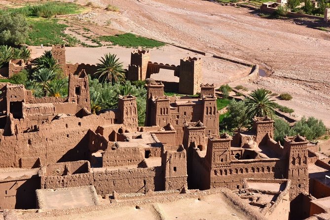 3-Day Tour from Marrakech to Merzouga Luxury Camp with Camel - Camel caravan over the dunes, plus sandboarding