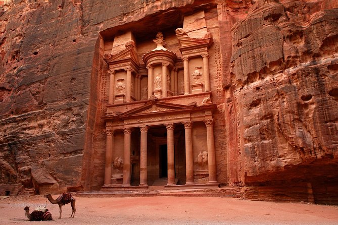 A Full Day Trip To Petra From Amman - Optional on-site guiding at the gate: when it’s worth the extra cost