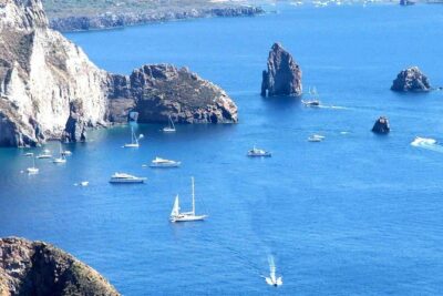 Aeolian Islands Day Trip from Taormina: Lipari and Vulcano - Milazzo to Lipari by boat: where the views meet reality