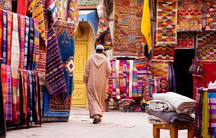 Agadir: Taroudant Oasis and Tiout Day Trip with Lunch Option - Guides, languages, and how to get more from the day
