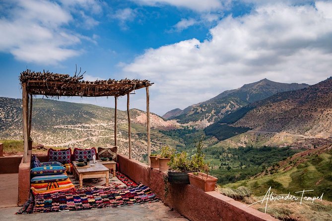 Agafay Desert & Atlas Mountains Day Trip from Marrakech - Arib Voyages Pickup and the 4x4 Shift: From Orchards to Stone Desert