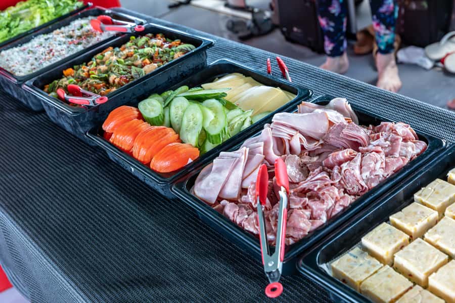 Airlie Beach: Outer Great Barrier Reef Snorkeling Day Trip - Food and Snacks: The Included Meal Plan That Helps You Enjoy the Day