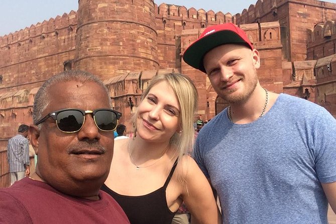 All Inclusive Day Trip to Taj Mahal, Agra Fort and Baby Taj from Delhi by Car - Courtyard by Marriott lunch: a real sit-down break (if you pick the all-inclusive option)