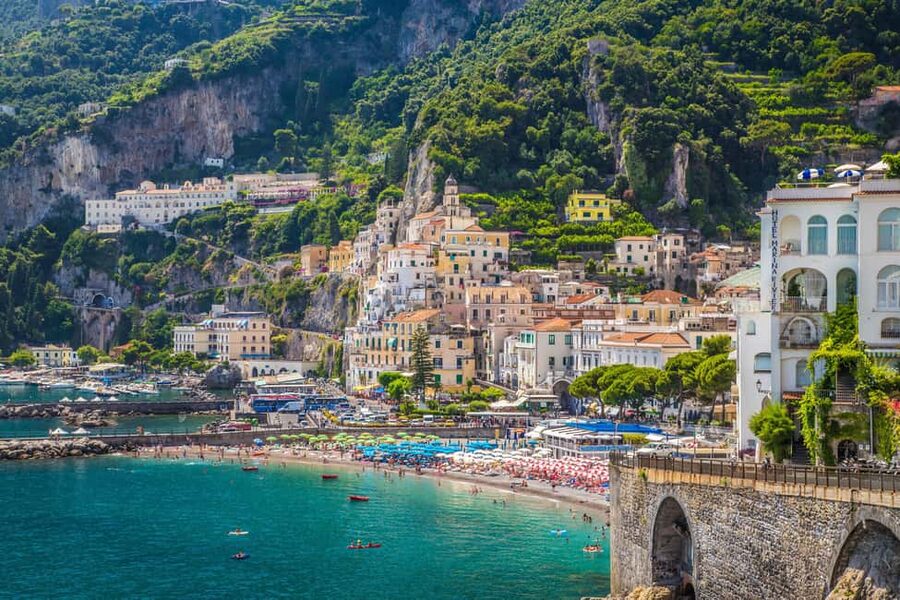 Amalfi Coast by Sea: Day Trip from Naples - The return to Naples: keep your camera ready for the coastline shift