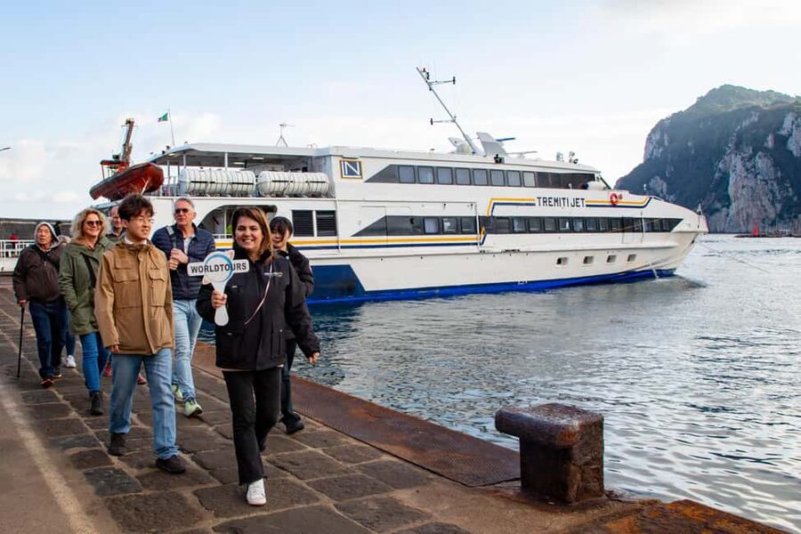 Amalfi Coast by Sea: Day Trip from Naples - Getting to Molo Beverello: short bus, big-port energy