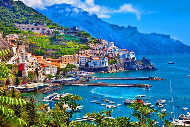 Amalfi Drive - Day Trip from Naples - Amalfi time: walking from the Duomo area