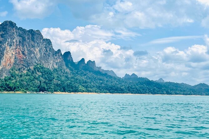 Amazing One Day Trip At Cheow Larn Lake From Khao Lak - Cheow Larn Lake’s limestone views: why it feels so close