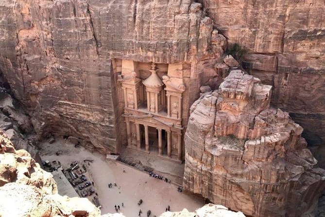 Amman Petra Full-Day Trip - The return trip to Amman: how not to end the day wrecked