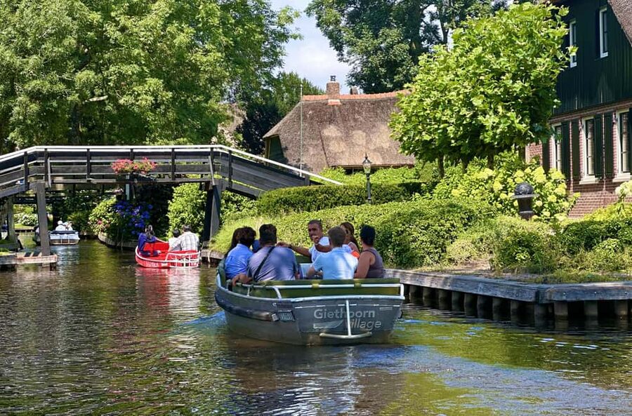 Amsterdam: Giethoorn Day Trip, with several guided options - FAQ