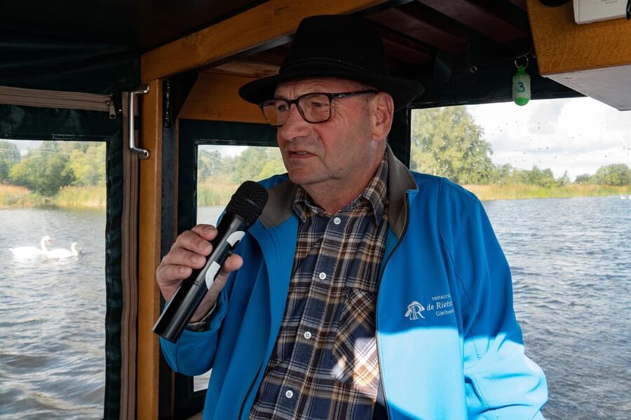 Amsterdam: Giethoorn Tour Scenic Cruise, Cheese & Free Time - Getting to Giethoorn Starts at This Is Holland (Not Just a Random Bus Stop)