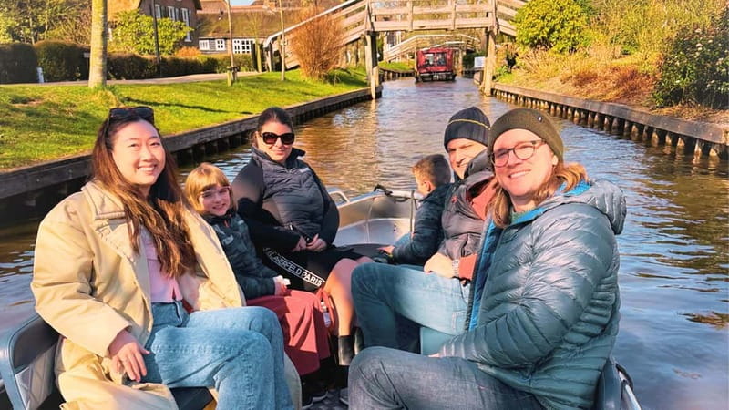 Amsterdam: Giethoorn & Zaanse Schans Small Group Day Trip - Diamonds demo: a curveball that actually adds variety