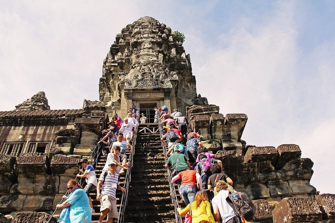 Angkor Wat Private Day Tour from Siem Reap - Angkor Thom’s South Gate: massive walls and the royal-city scale