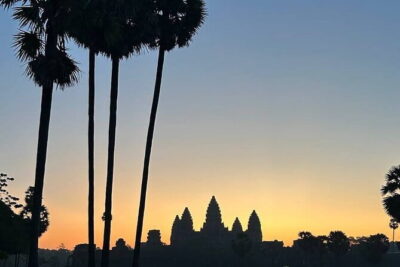 Angkor Wat Sunrise Small-Group 1-Day Tour from Siem Reap - Sunrise at Angkor Wat: The Moment You’re Actually Paying For