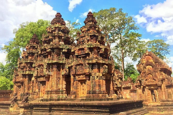 Angkor Wat Sunrise Small-Group 1-Day Tour from Siem Reap - Angkor Thom: Victory Gate and the Royal Terraces