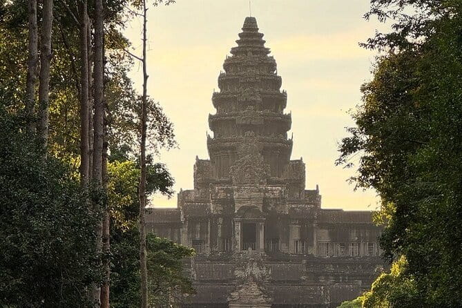 Angkor Wat Sunrise Small-Group 1-Day Tour from Siem Reap - Small-Group Transport from Siem Reap: Tuk-Tuk vs Van