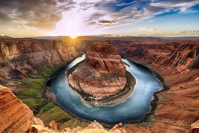 Antelope Canyon and Horseshoe Bend Day Tour from Flagstaff - Flagstaff morning start: what the day feels like