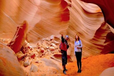 Antelope Canyon and Horseshoe Bend Day Tour from Flagstaff - Navajo Nation highway views: a scenic warm-up at 7,000 feet