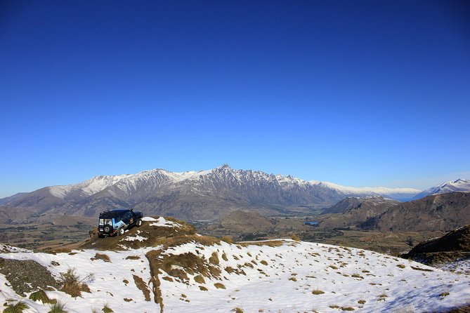 Arrowtown Wanaka Private Day Tour from Queenstown - Cardrona Hotel and the Bra fence: a silly photo stop with real charm