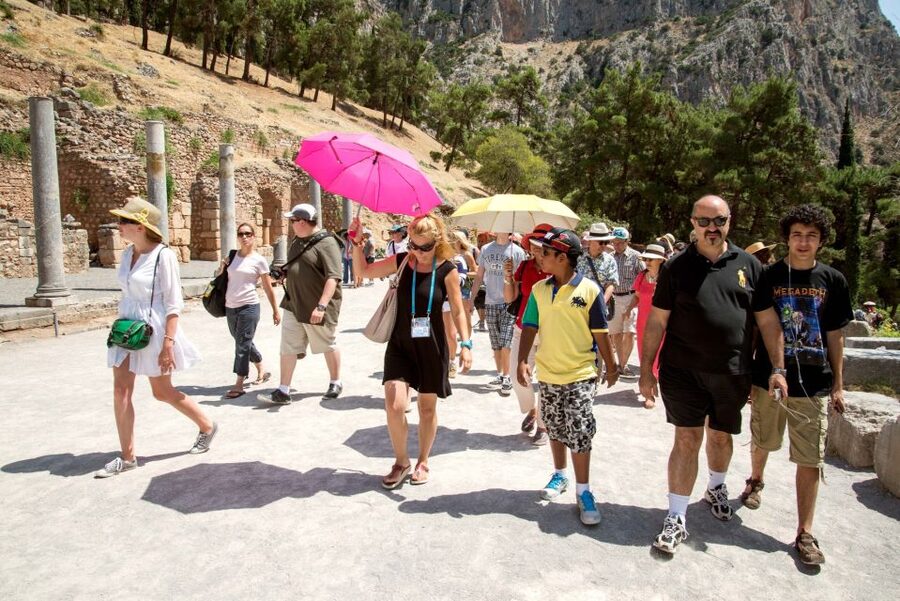 Athens: Delphi and Arachova Day Trip with Guide - Comfort and Communication: Ear Devices, WiFi, and Group Flow