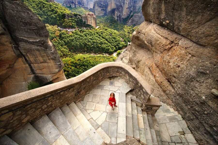 Athens: Meteora 2-Day Trip with Hotel, Sunset & Morning tour - Meteora in Two Days: Why This Plan Feels Efficient