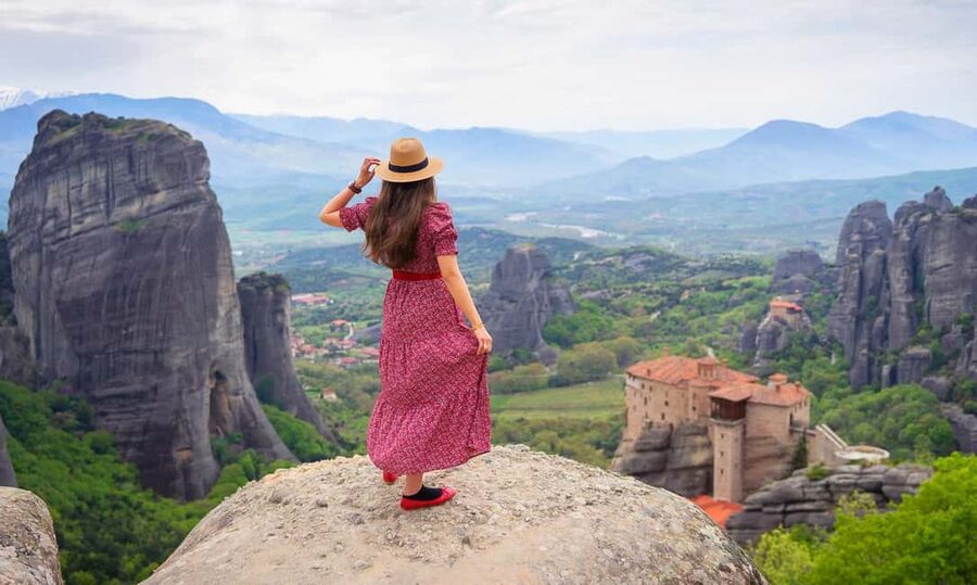 Athens: Meteora Monasteries Day Trip with Caves and Lunch - Key things I’d plan around