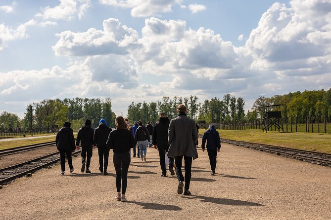 Auschwitz-Birkenau: Day Trip & Transfer from Kraków - Guides, Communication, and the Emotional Load You Should Expect