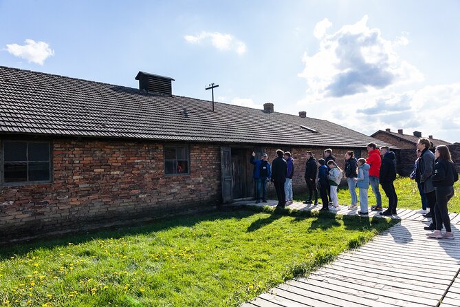Auschwitz-Birkenau: Day Trip & Transfer from Kraków - Should You Book This Auschwitz Day Trip From Kraków?
