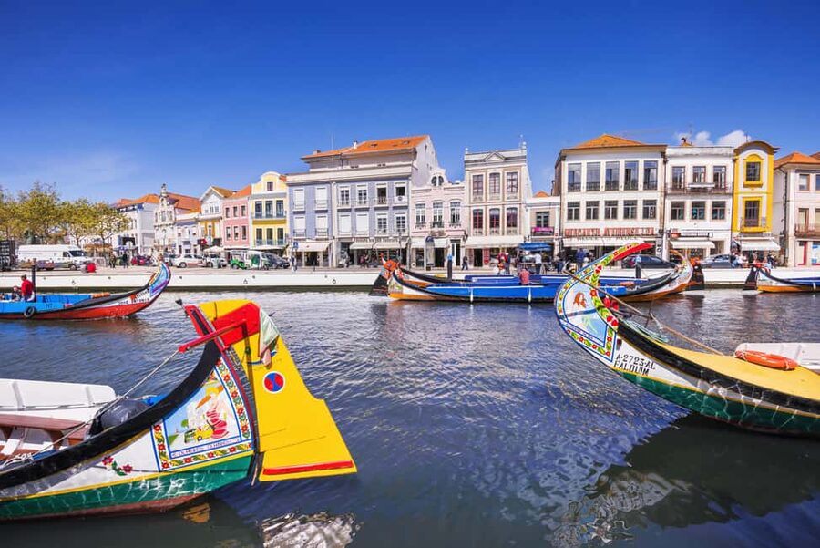 Aveiro: Half-Day Tour from Porto with Cruise - Who Should Book This Aveiro and Costa Nova Half-Day (and Who Shouldn’t)