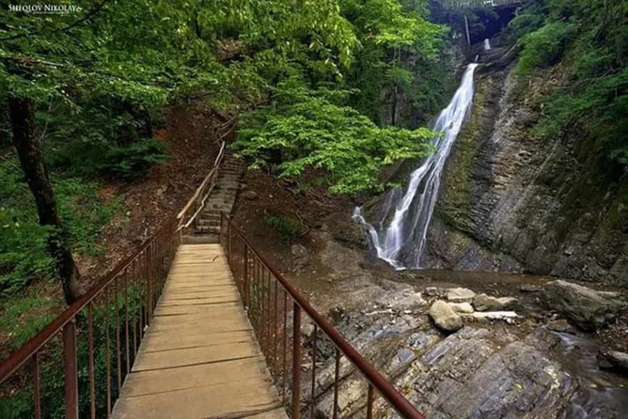 Baku: Guided Day Trip to Gabala with Hotel Pickup & Drop-off - Seven Beauties Waterfalls in Vandam: The Sound, the Stairs, the Photos