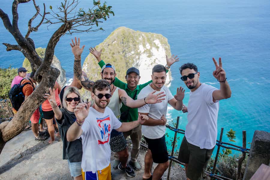Bali: Early Access to Nusa Penida Day Trip - Kelingking Beach: the T-Rex headland, safely from the lookout