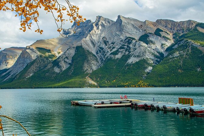 Banff National Park, Johnston Canyon Day Trip from Banff/Calgary - Town of Banff free time: how to use your window without feeling frantic