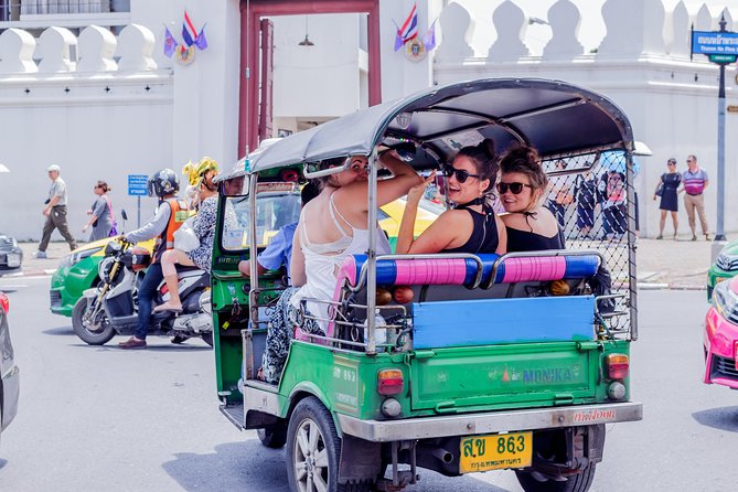 Bangkok Customized Day Trip Private with Guide, pickup from Laem Chabang Port - The Temple Route: Grand Palace, Emerald Buddha, Wat Pho, Wat Arun