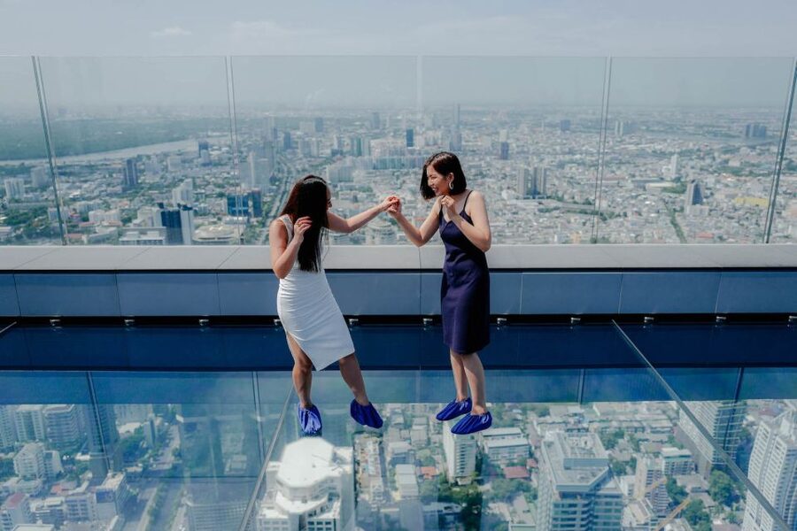 Bangkok: Damnoen Saduak, Train Market & Mahanakhon Day Trip - Price and value around $23: what you’re really buying