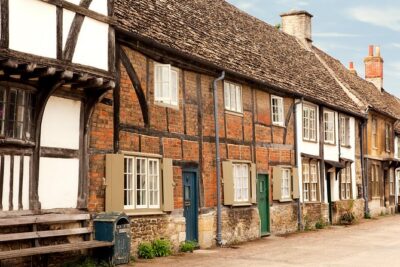 Bath, Avebury and Lacock Village Small-Group Day Tour from London - Avebury Stone Circle: Bigger Than Stonehenge, and Way More Personal