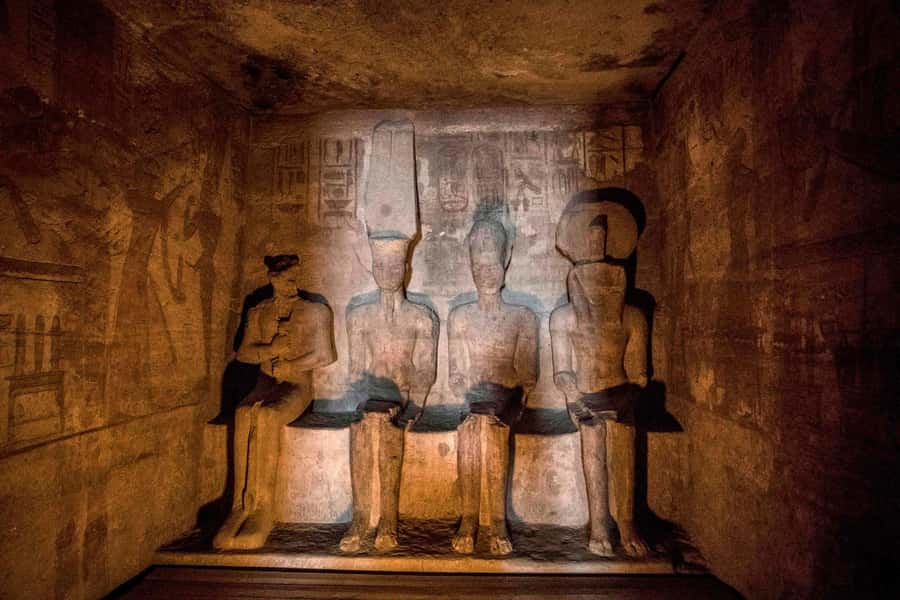 Best Private Day Trip To Abu Simbel From Aswan - Ramses II and the Sun Temple: What to Focus on