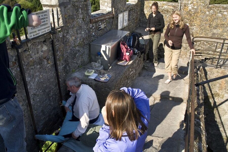 Blarney Castle Full-Day Tour from Dublin - Blarney Woollen Mills Shopping Without Losing Your Mind