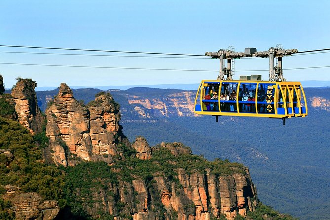 Blue Mountains Tour PRIVATE with Wildlife Park and River Cruise - Echo Point and the Three Sisters: worth the early effort