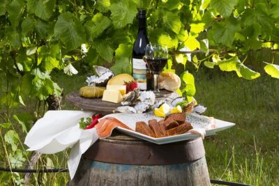 Bruny Island Traveller - Gourmet Tasting and Sightseeing Day Trip from Hobart - Pickup, transport, and the flow of the day