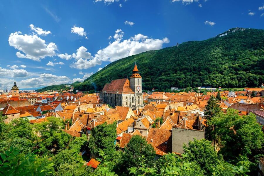 Bucharest: Day Trip to Dracula Castle, Peles Castle & Brașov - Key things to know before you go
