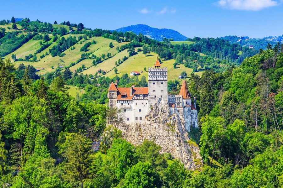 Bucharest: Day Trip to Dracula Castle, Peles Castle & Brașov - How timing, walking, and comfort really work on the day