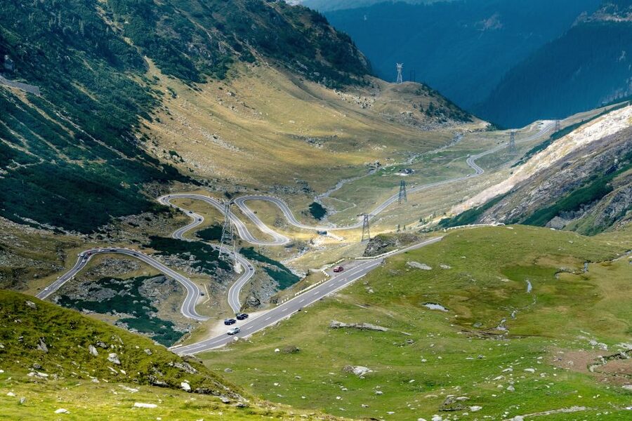 Bucharest: Top Gear Road - Transfăgărășan Highway Day Trip - Vidraru Dam: a concrete monument with real scale
