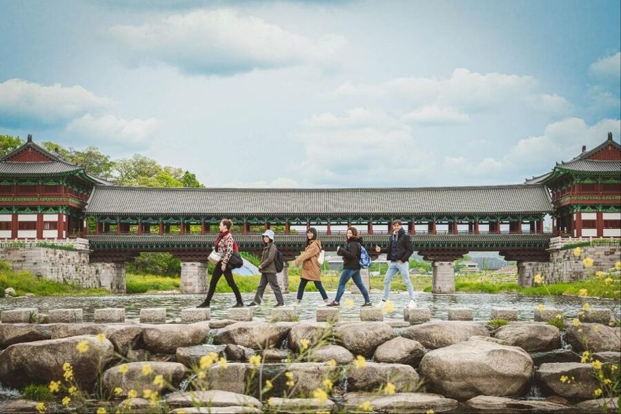 Busan: Gyeongju Guided Day Trip to Three Kingdoms Capital - Hanok village detours: Gyochon Traditional Village or Yangdong Folk Village