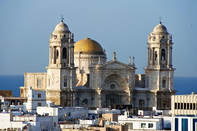 Cadiz and Jerez Day Trip from Seville - Lunch, Markets, and Beach Time Near Castillo de San Sebastián
