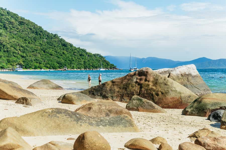 Cairns: Fitzroy Island Full-Day Trip with Optional Extras - Who should book Fitzroy Island from Cairns (and who might not)