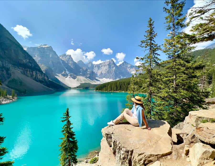 Calgary/Canmore: Banff National Park & Lake Louise Day Trip - Bow Falls and Surprise Corner: Fairmont views from the road