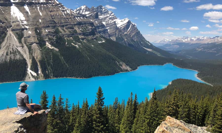 Calgary: Day Trip to Jasper with Lunch - What to bring for Alberta weather, long roads, and short hikes